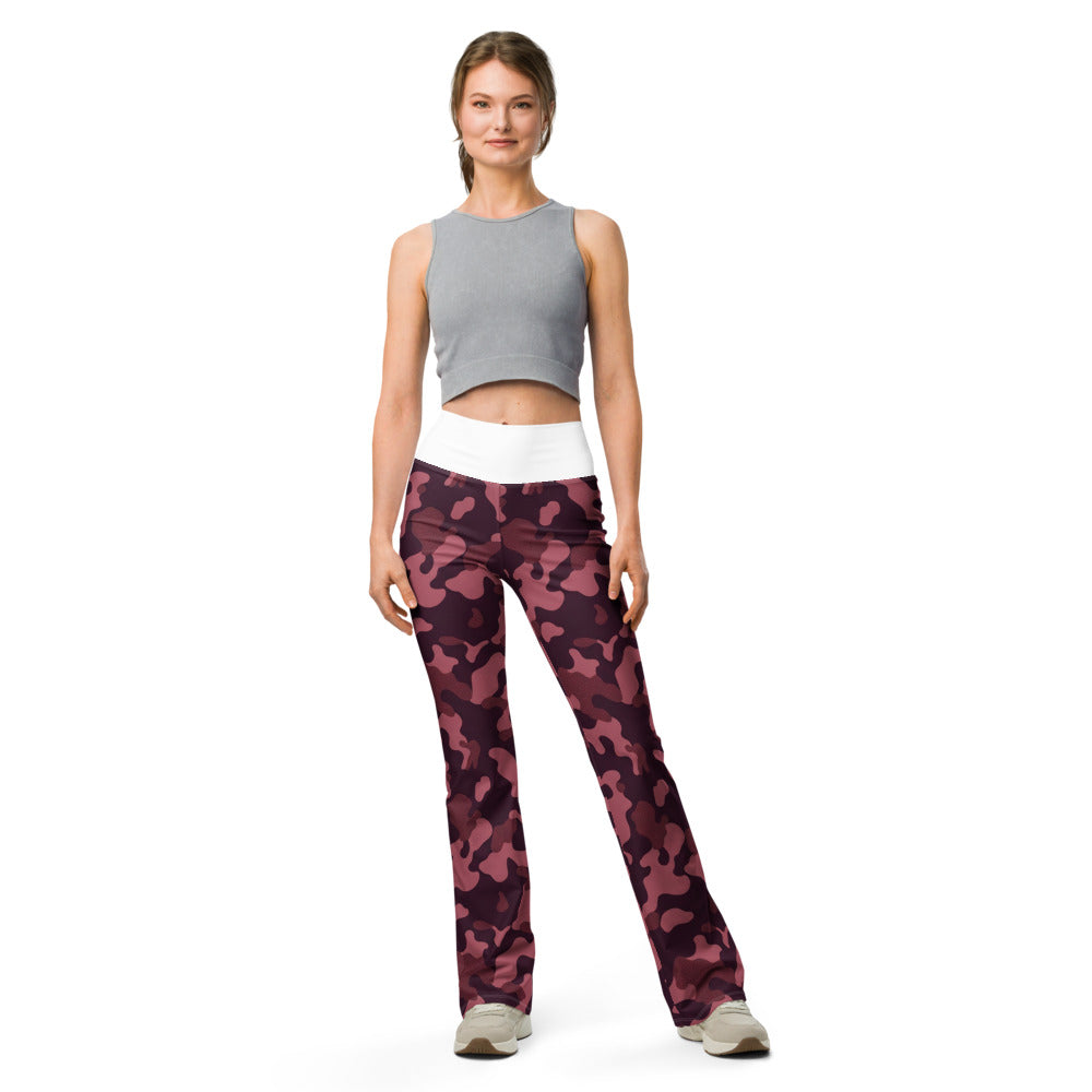 Flare leggings front view | GearBunch
