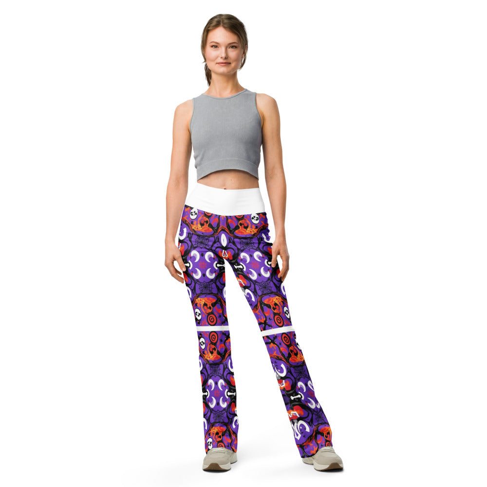 Flare leggings front view | GearBunch