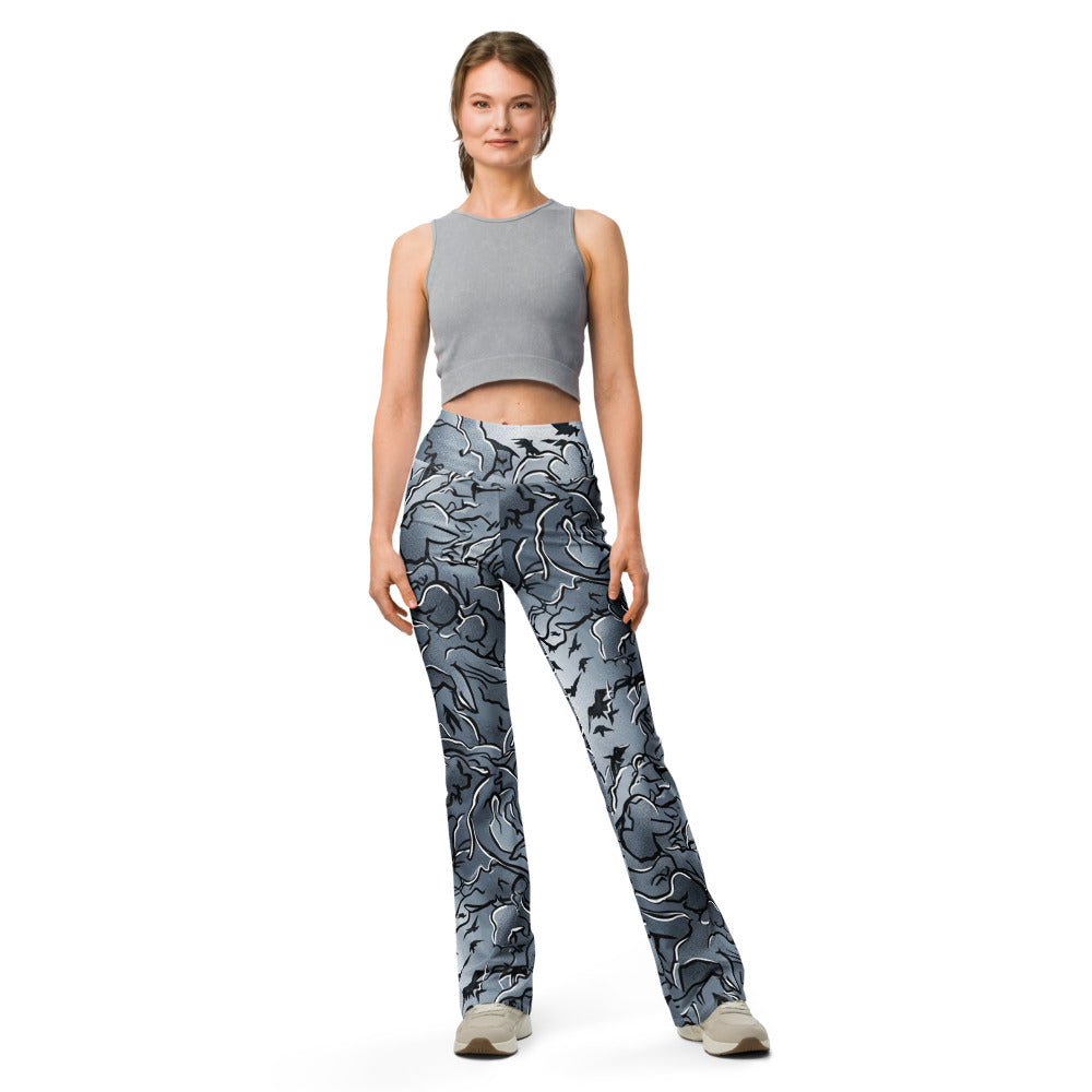 Flare leggings front view | GearBunch