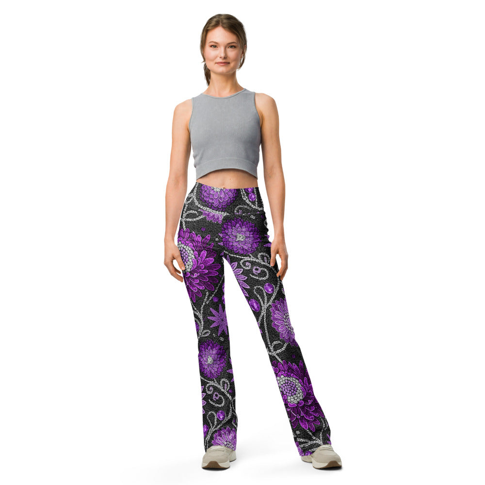 Flare leggings front view | GearBunch