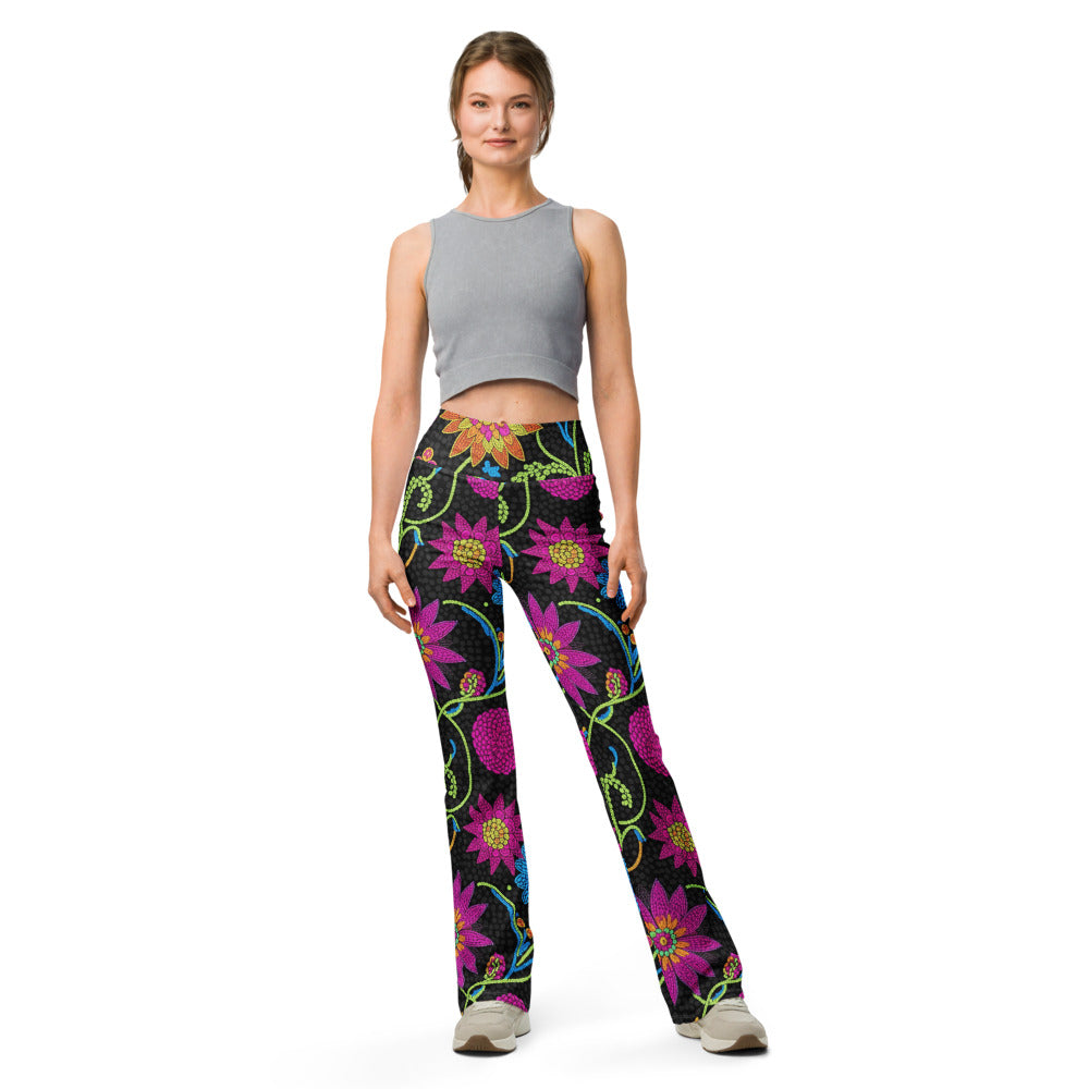 Flare leggings front view | GearBunch
