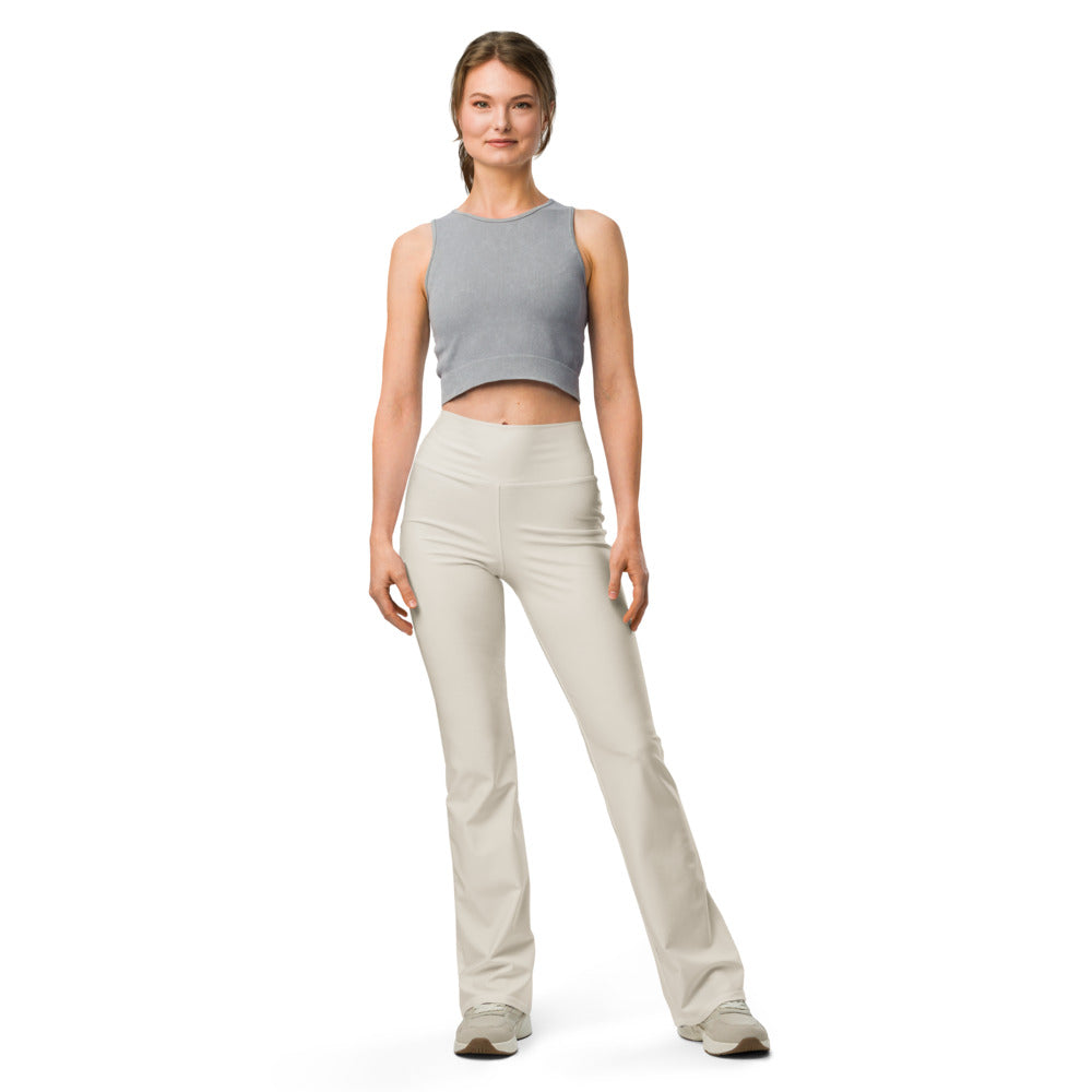 Solid leggings front view | GearBunch