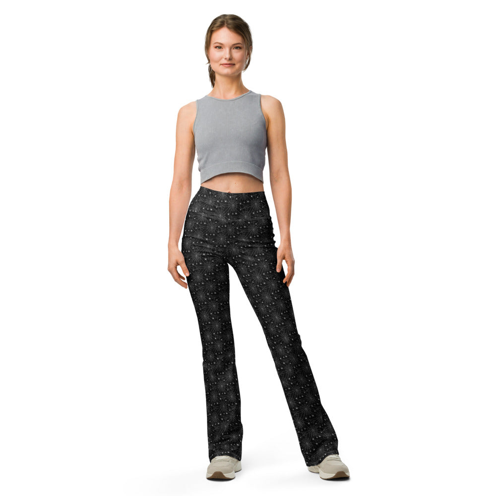 Solid leggings front view | GearBunch