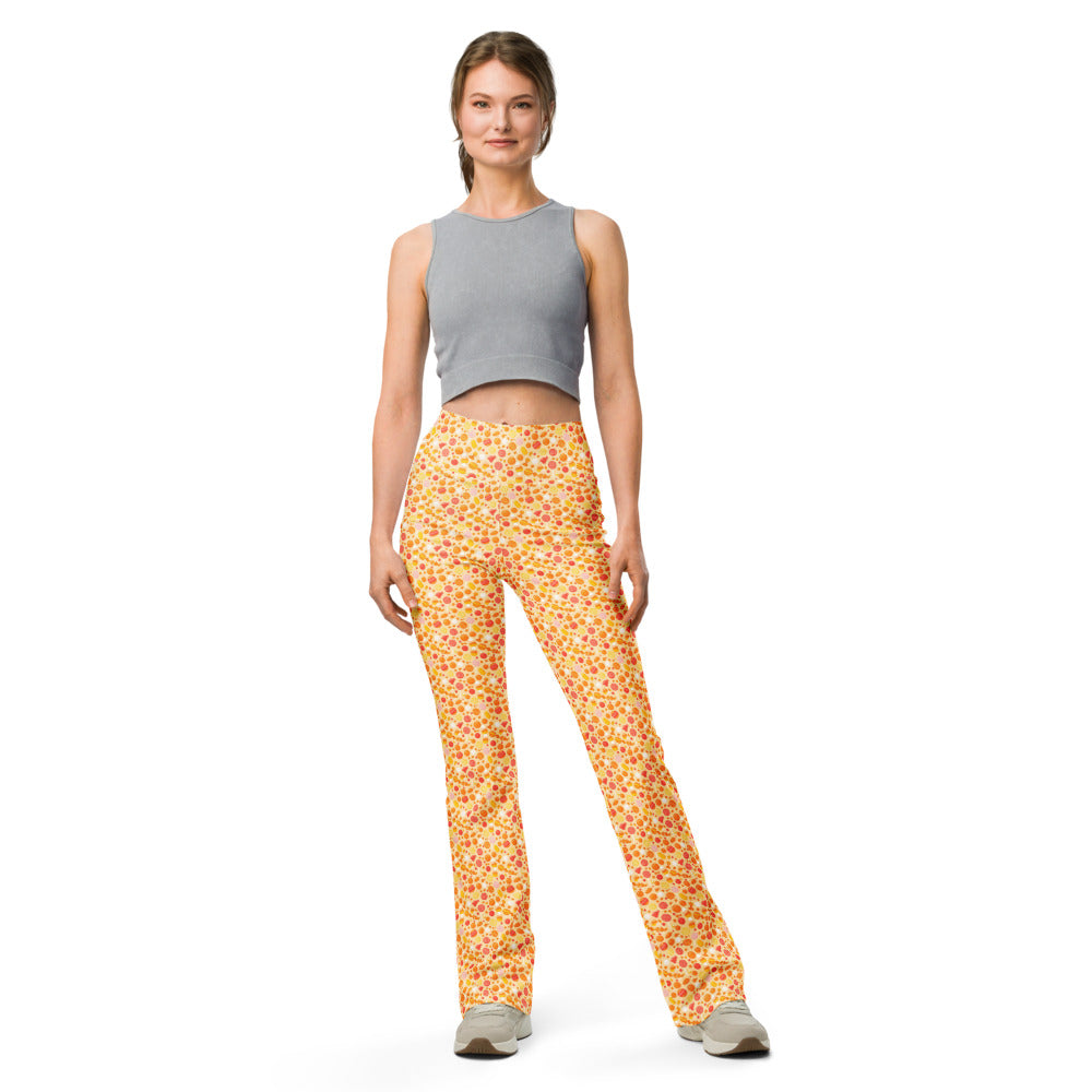 Solid leggings front view | GearBunch