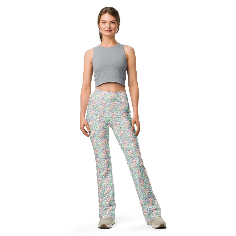 Solid leggings front view | GearBunch