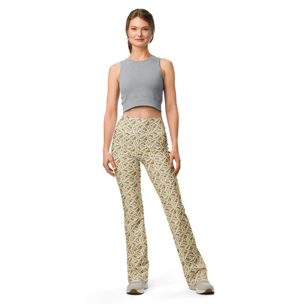 Solid leggings front view | GearBunch