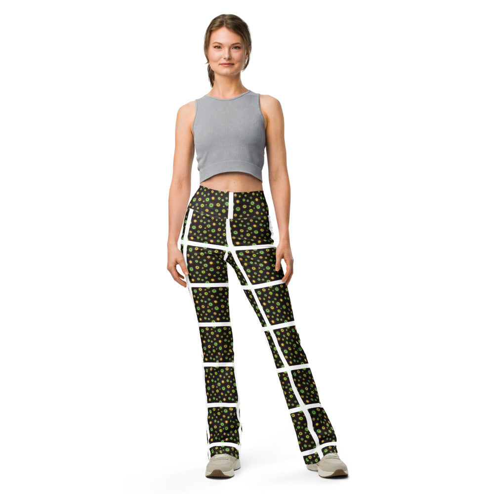Solid leggings front view | GearBunch