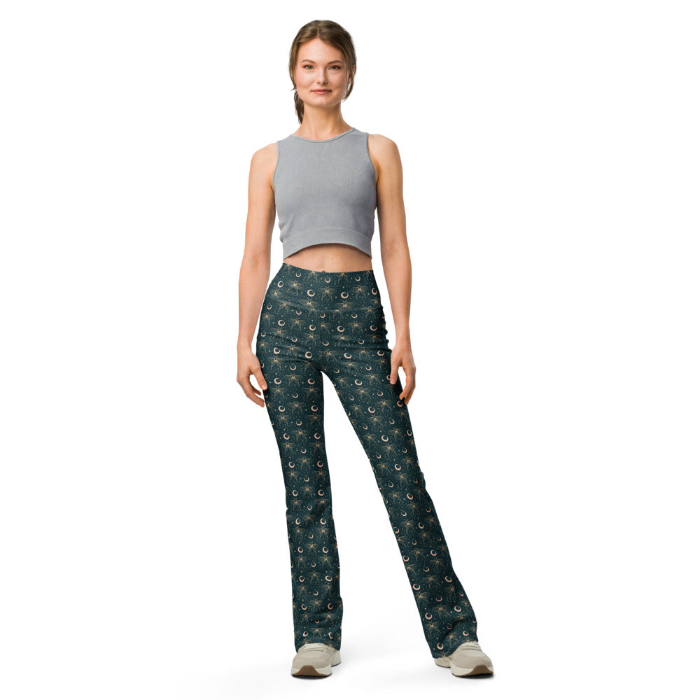 Solid leggings front view | GearBunch