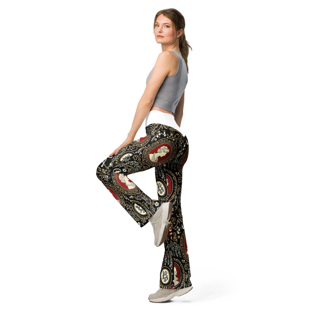 Flare leggings left view | GearBunch