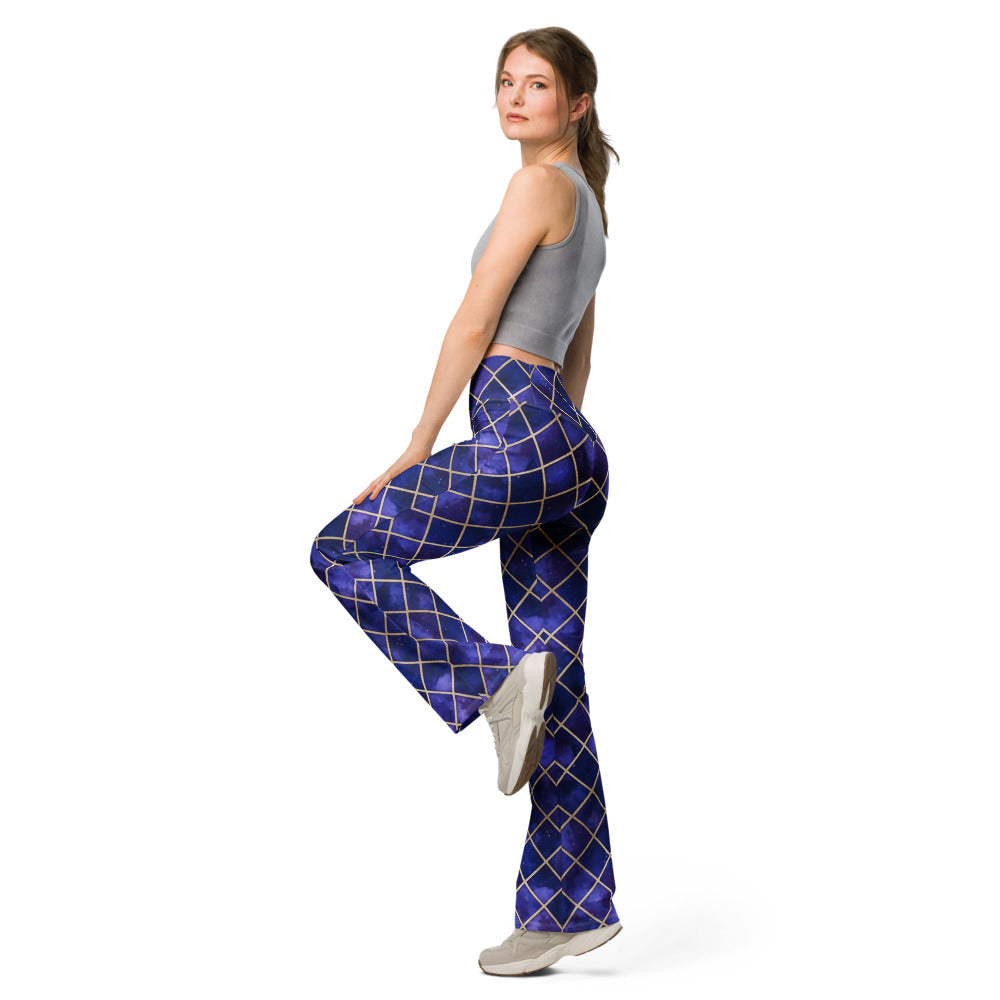 Flare leggings left view | GearBunch