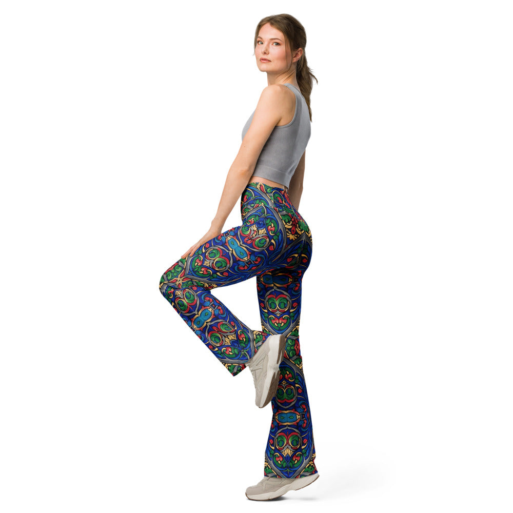 Flare leggings left view | GearBunch