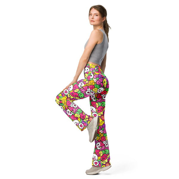 Flare leggings left view | GearBunch