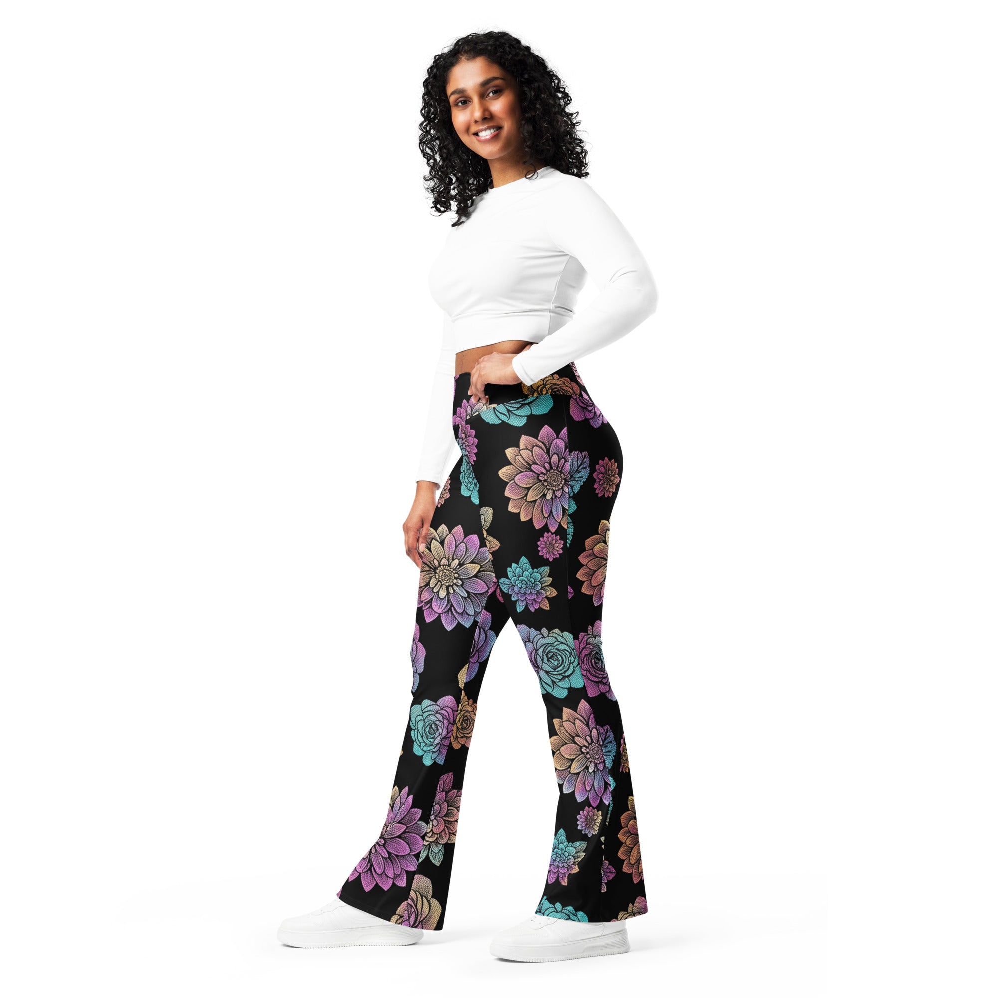 Holographic Paillette Fantasy Flare Leggings | GearBunch
