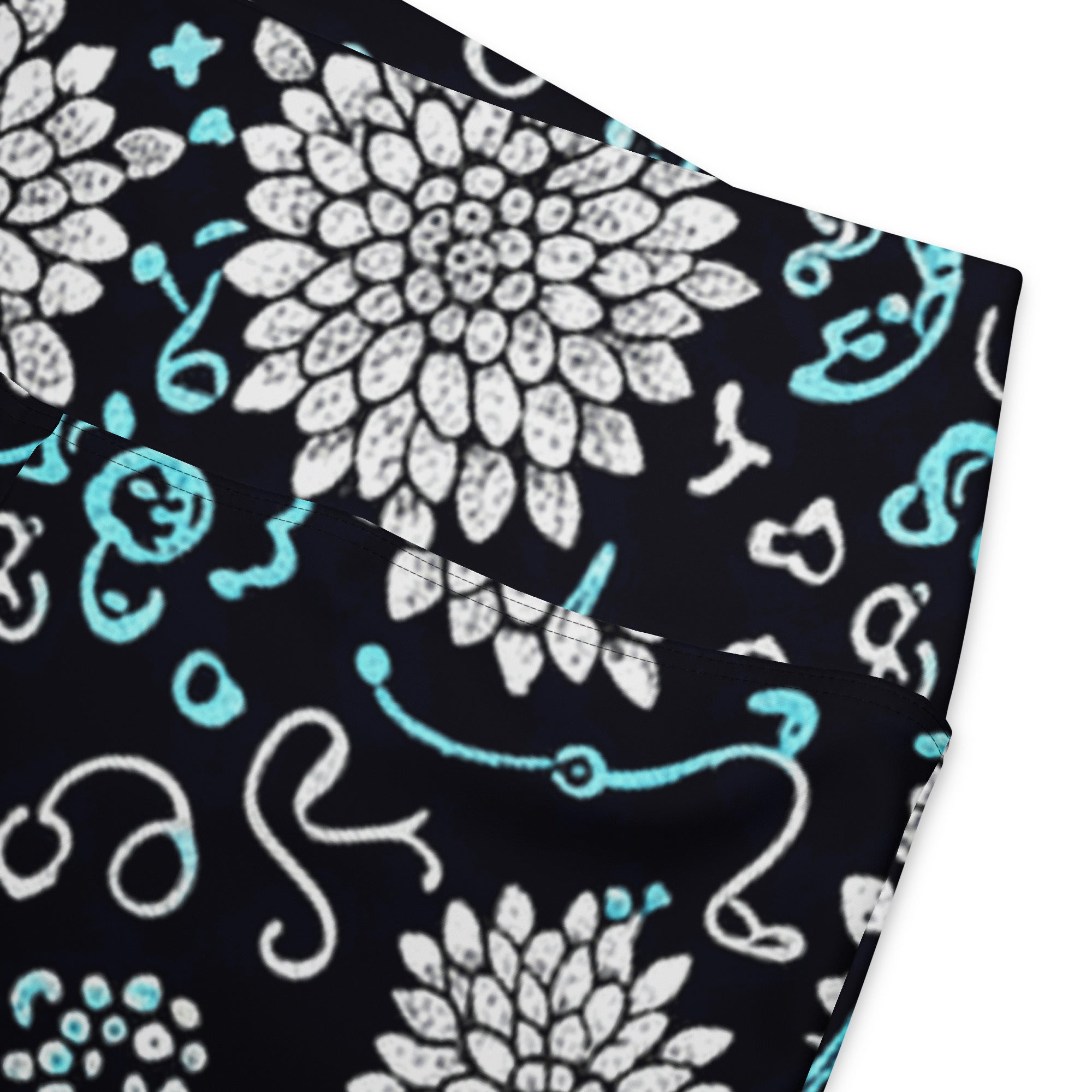 Silver Paillette Daisy Flare Leggings | GearBunch