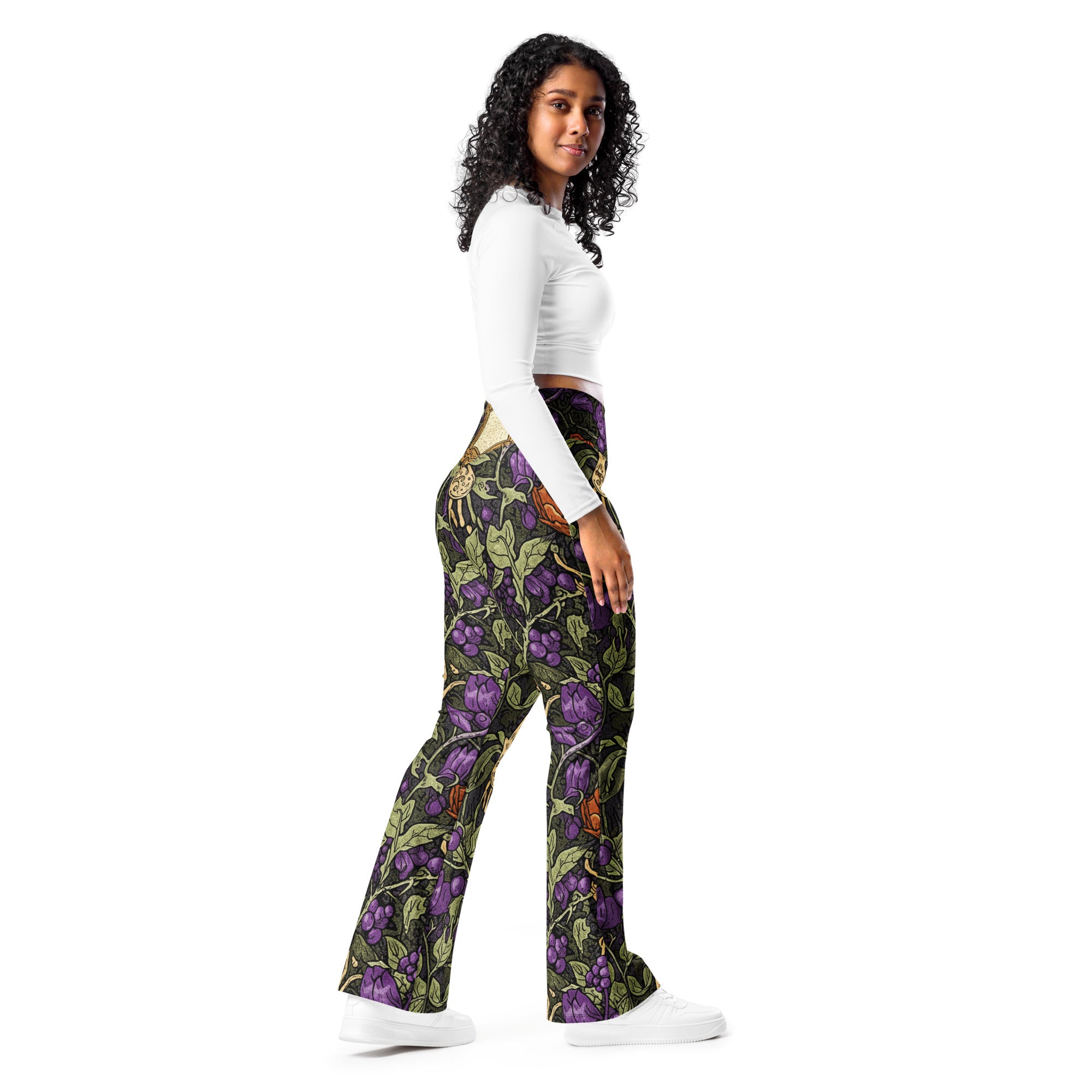 Belladonna Poison Garden Flare Leggings | GearBunch