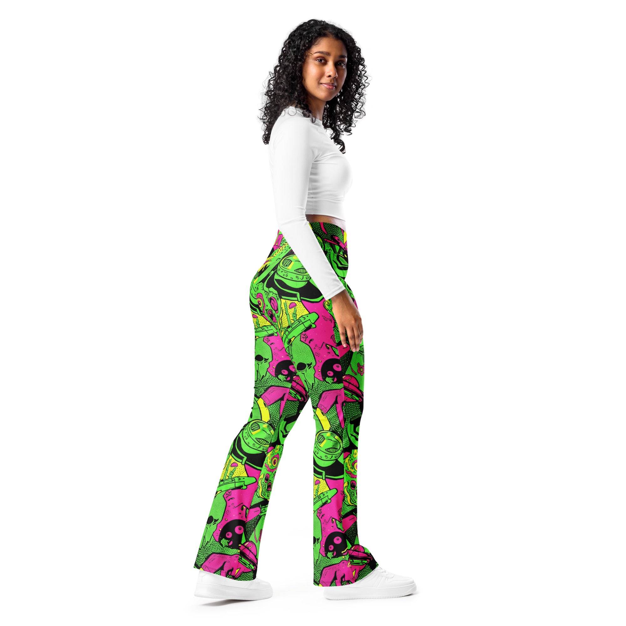 Drive-In Horror B-Movie Flare Leggings | GearBunch