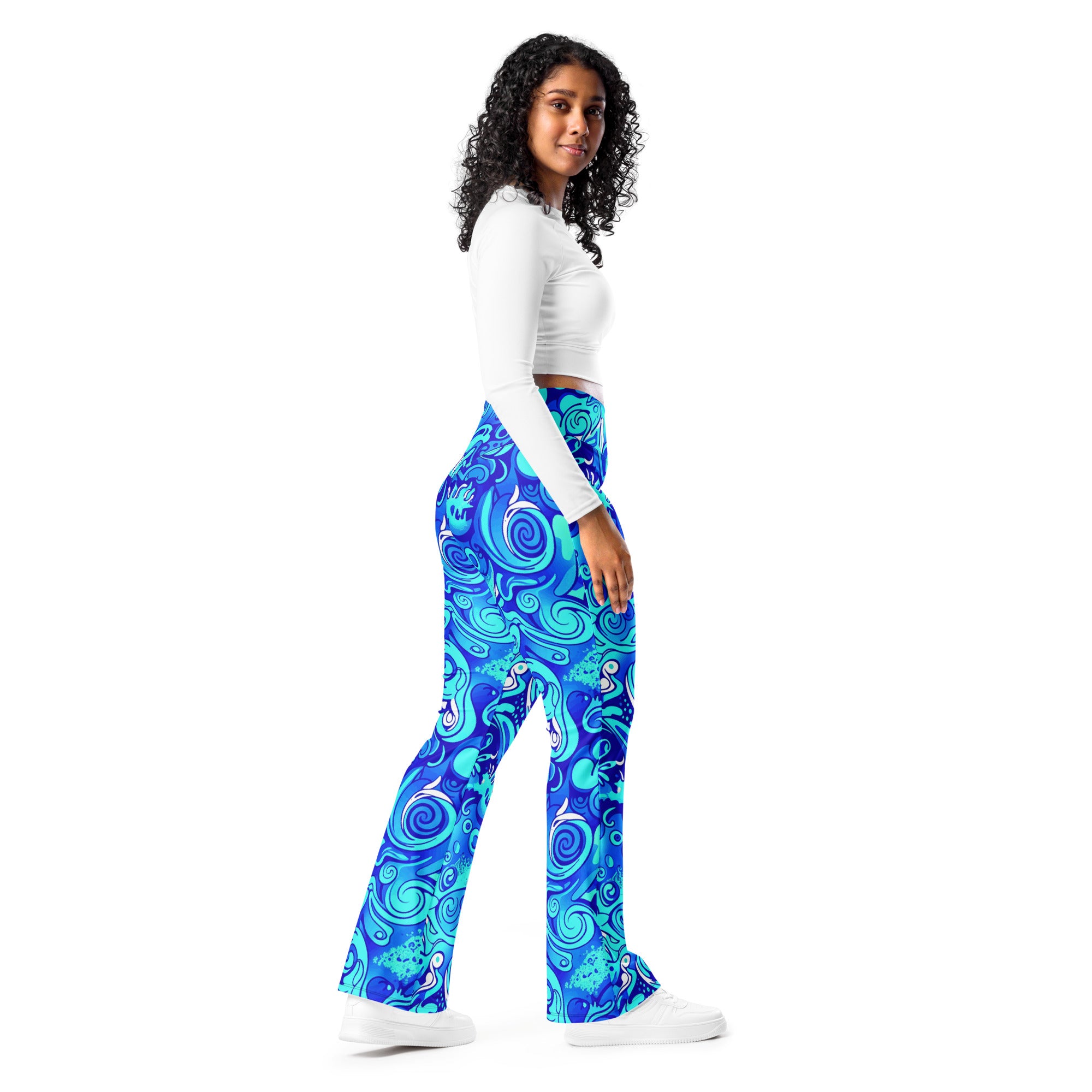 Psychedelic Electric Ocean Flare Leggings | GearBunch