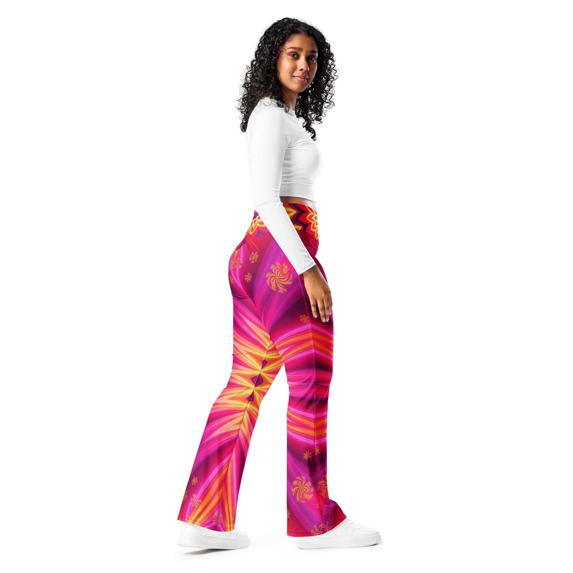 Psychedelic Plasma Core Flare Leggings | GearBunch