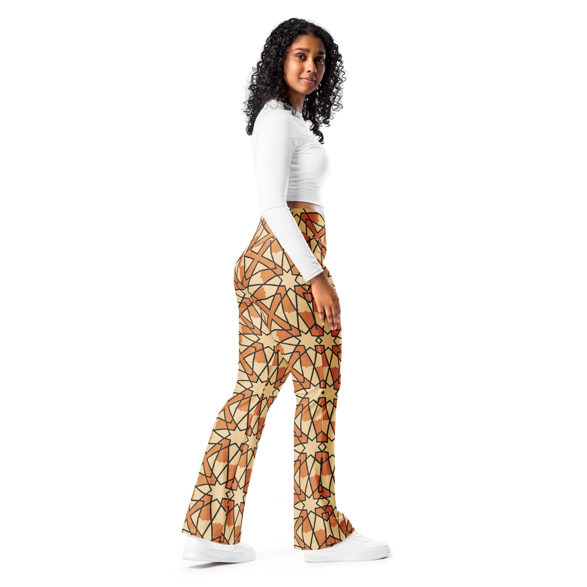 Zellige Desert Sand Flare Leggings | GearBunch