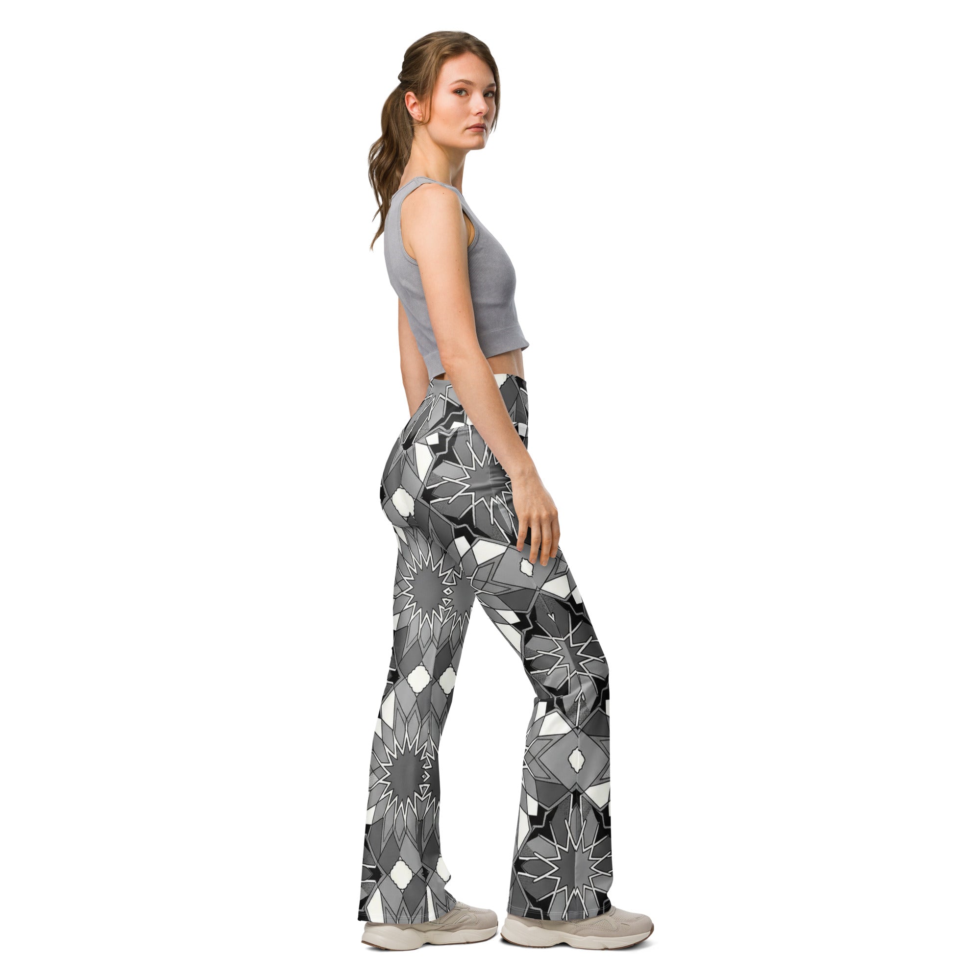 Zellige Monochrome Flare Leggings | GearBunch