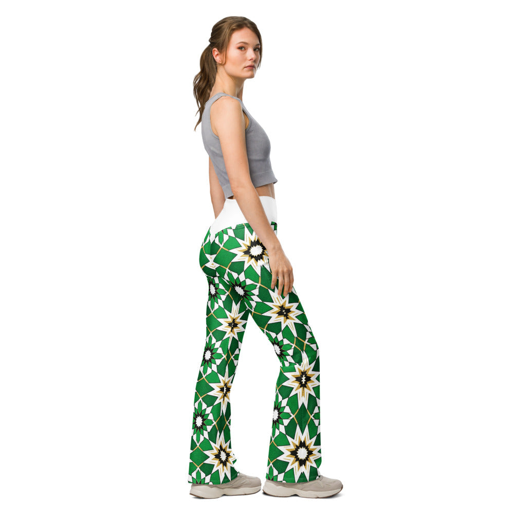 Flare leggings right view | GearBunch