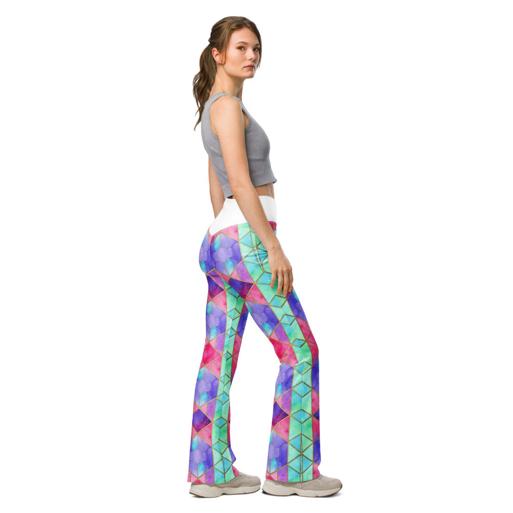Flare leggings right view | GearBunch