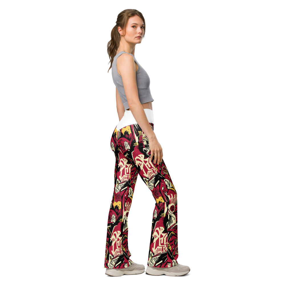 Flare leggings right view | GearBunch