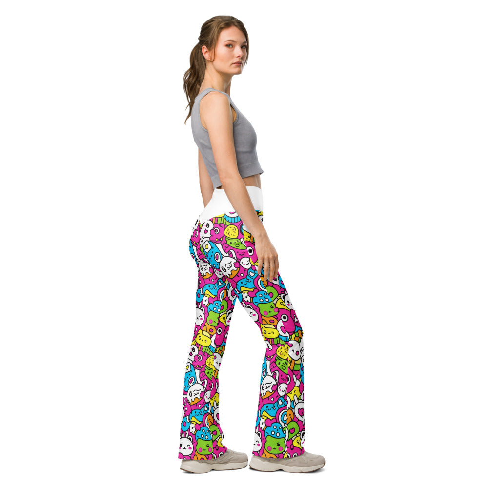 Flare leggings right view | GearBunch