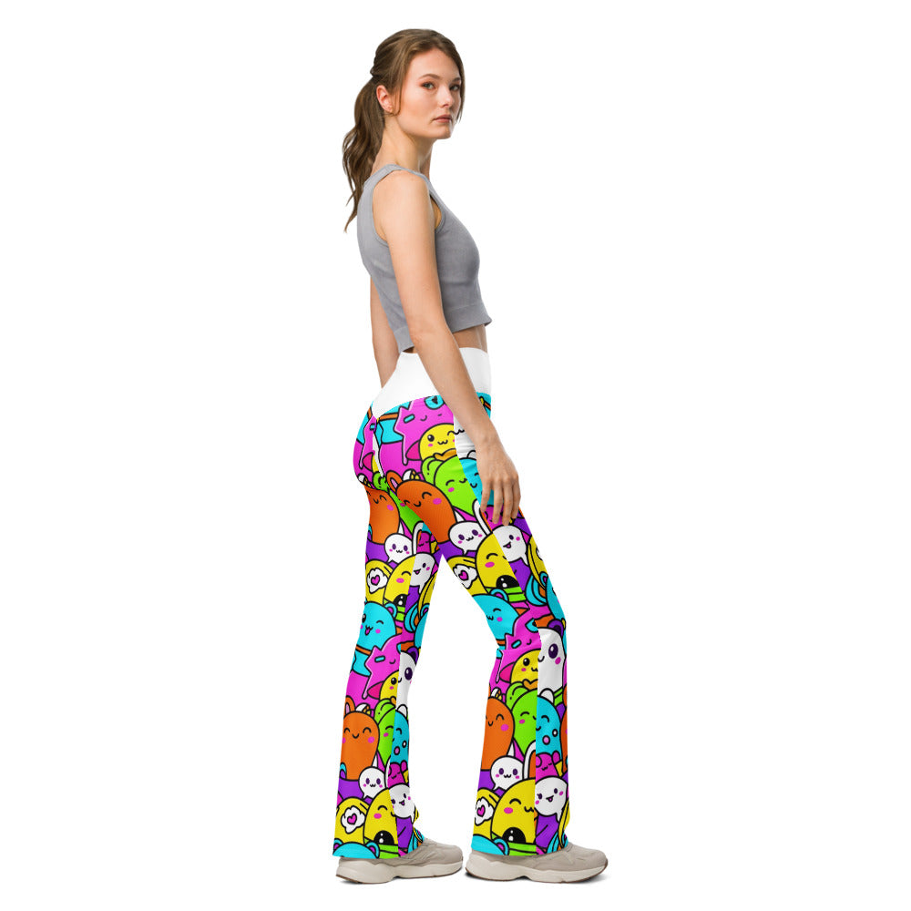 Flare leggings right view | GearBunch