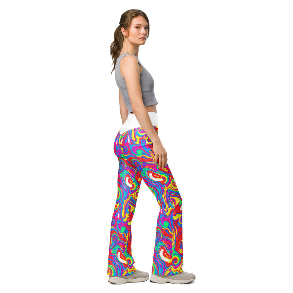 Flare leggings right view | GearBunch