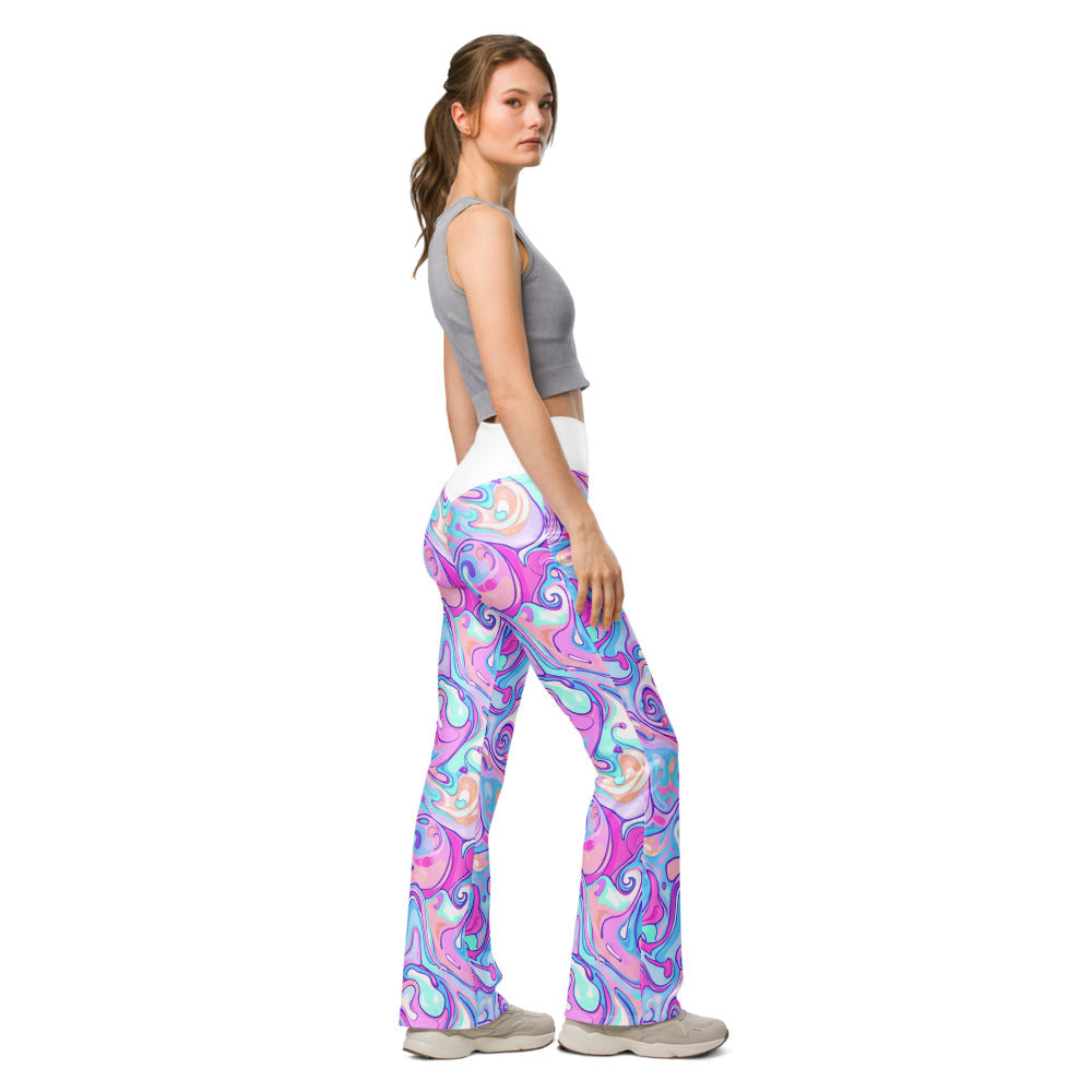 Flare leggings right view | GearBunch