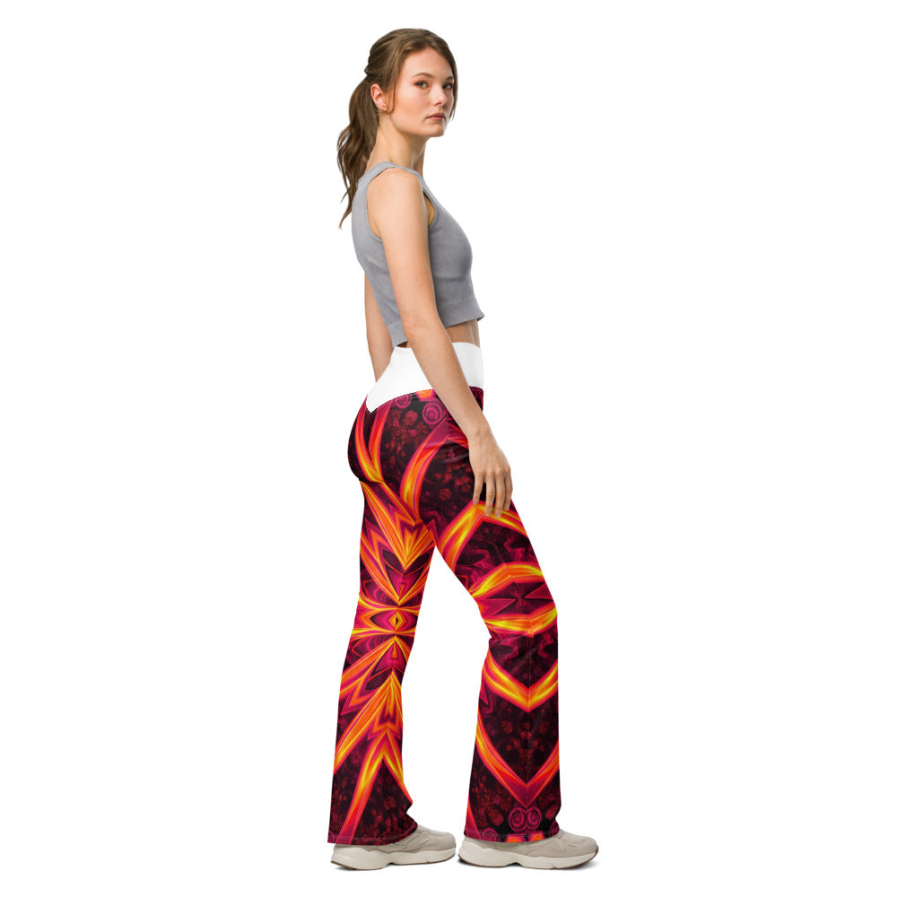 Flare leggings right view | GearBunch