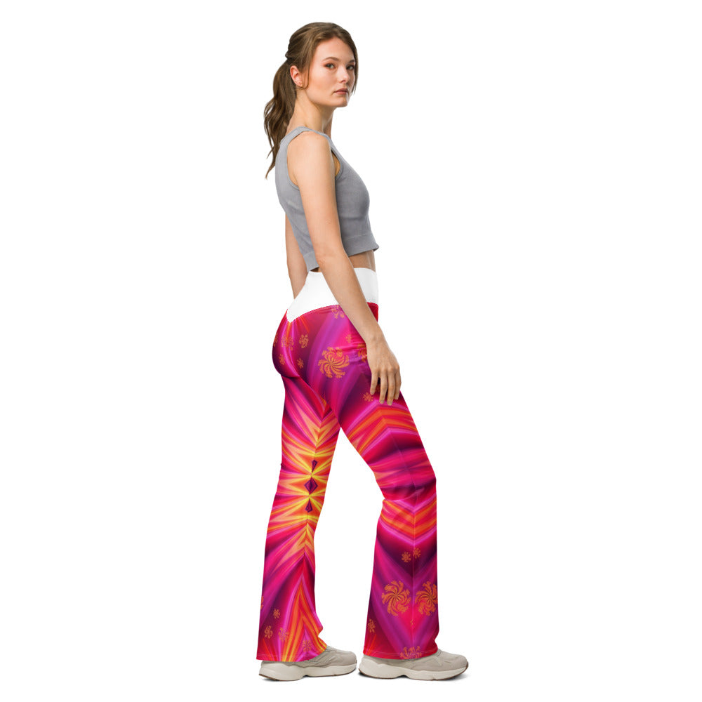 Flare leggings right view | GearBunch
