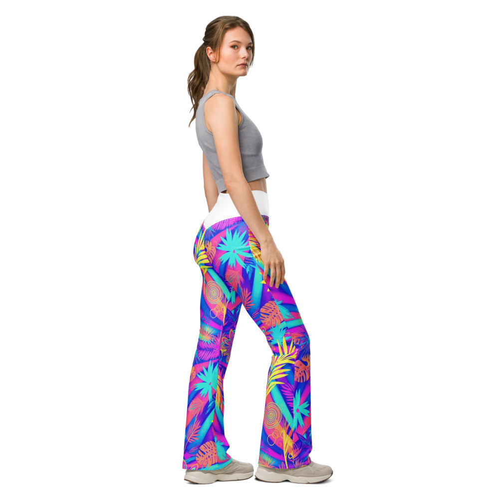 Flare leggings right view | GearBunch