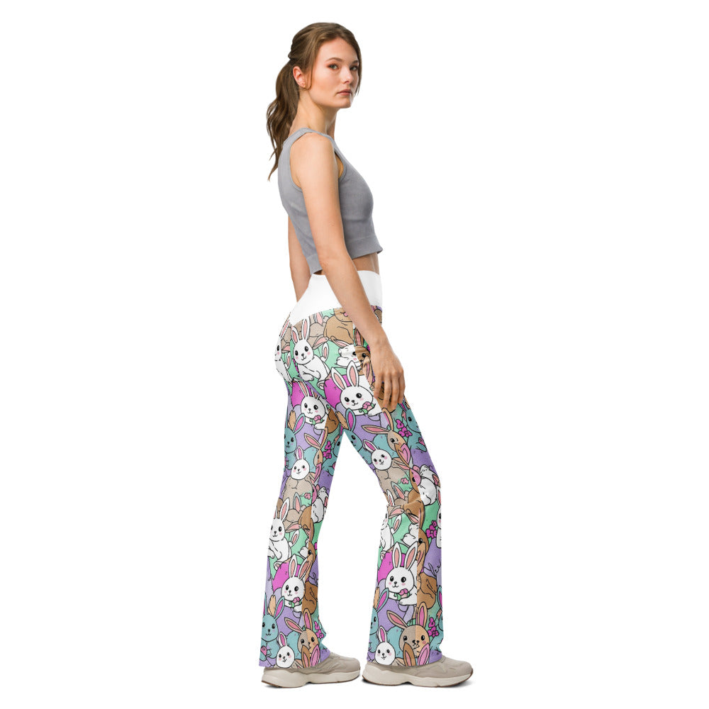 Flare leggings right view | GearBunch