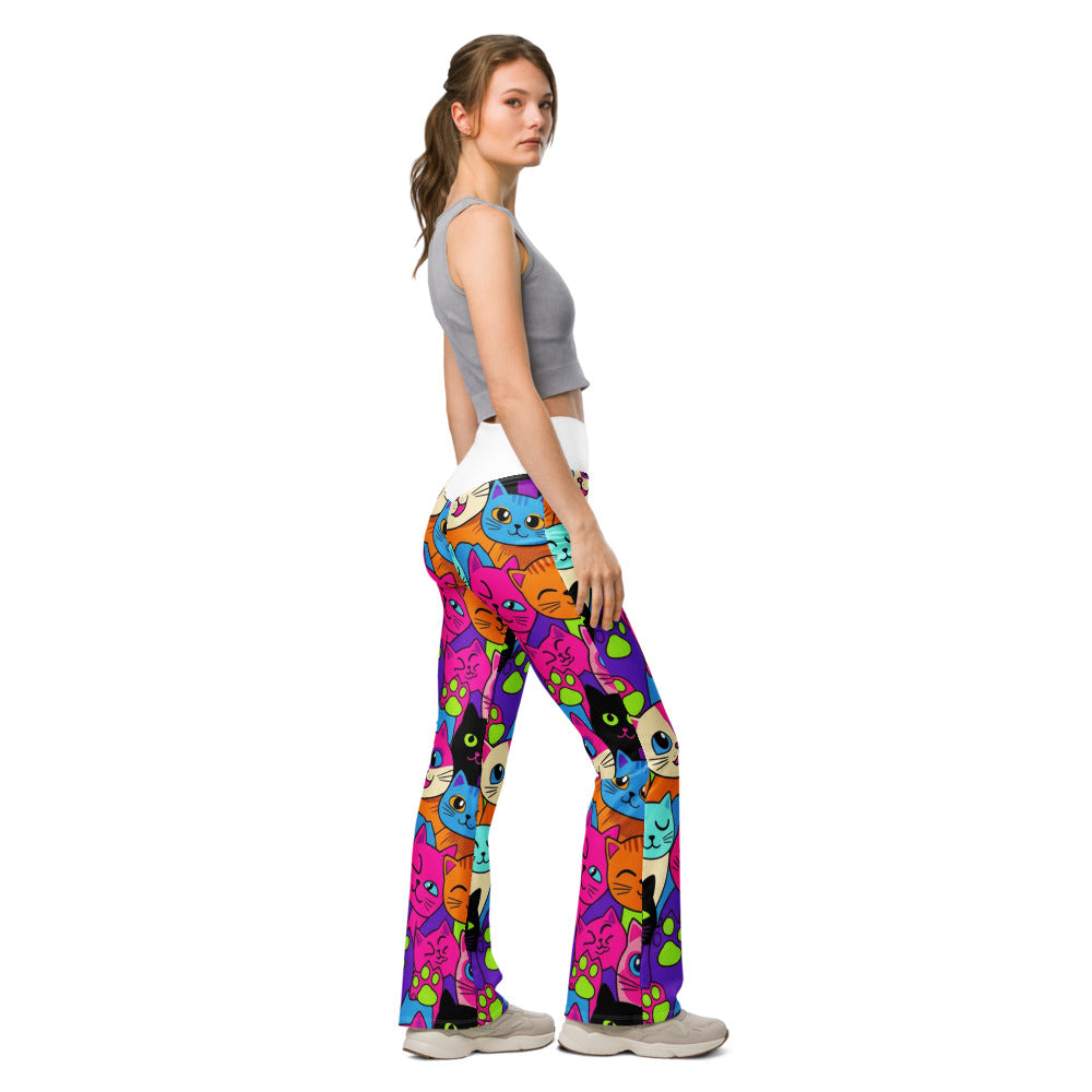 Flare leggings right view | GearBunch