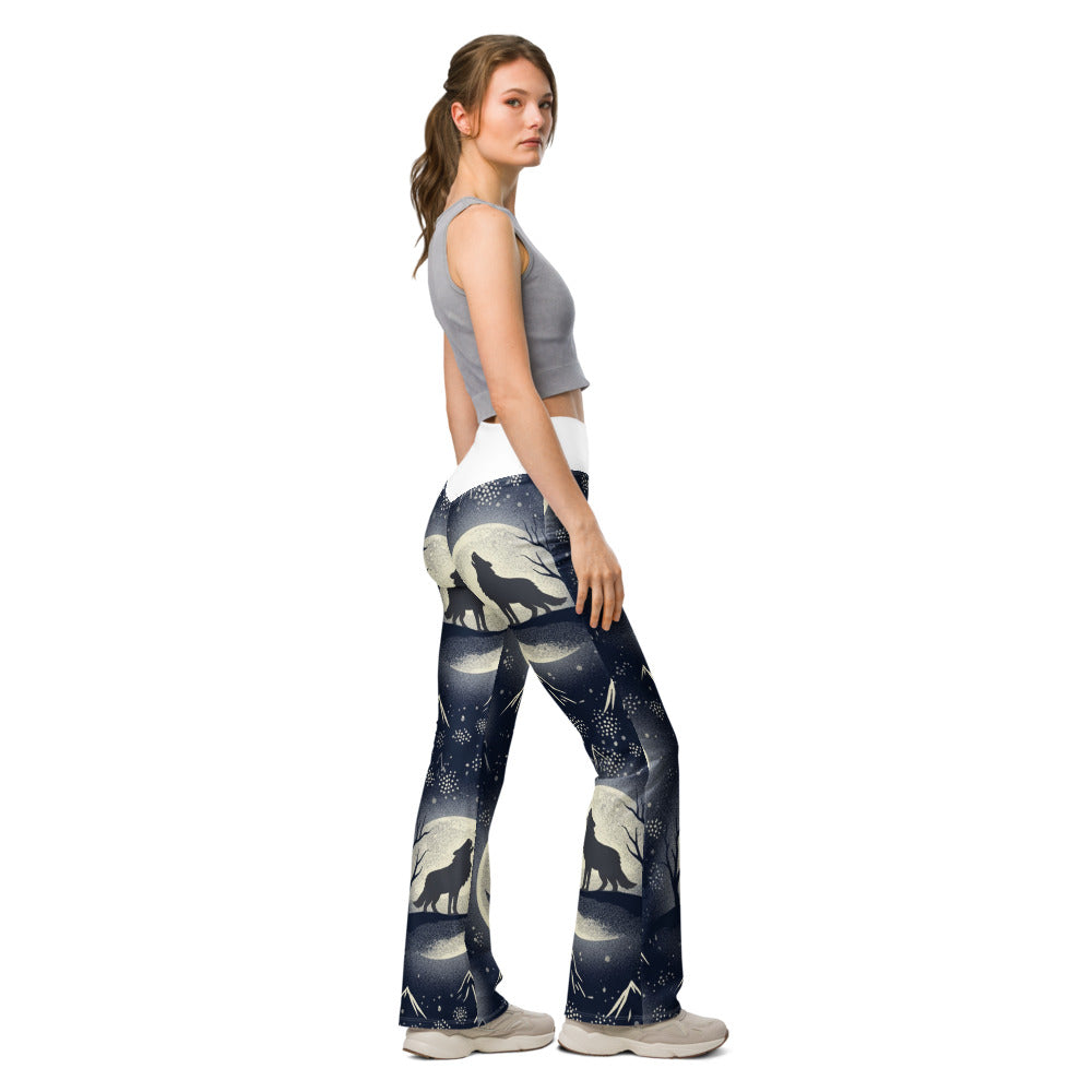 Flare leggings right view | GearBunch