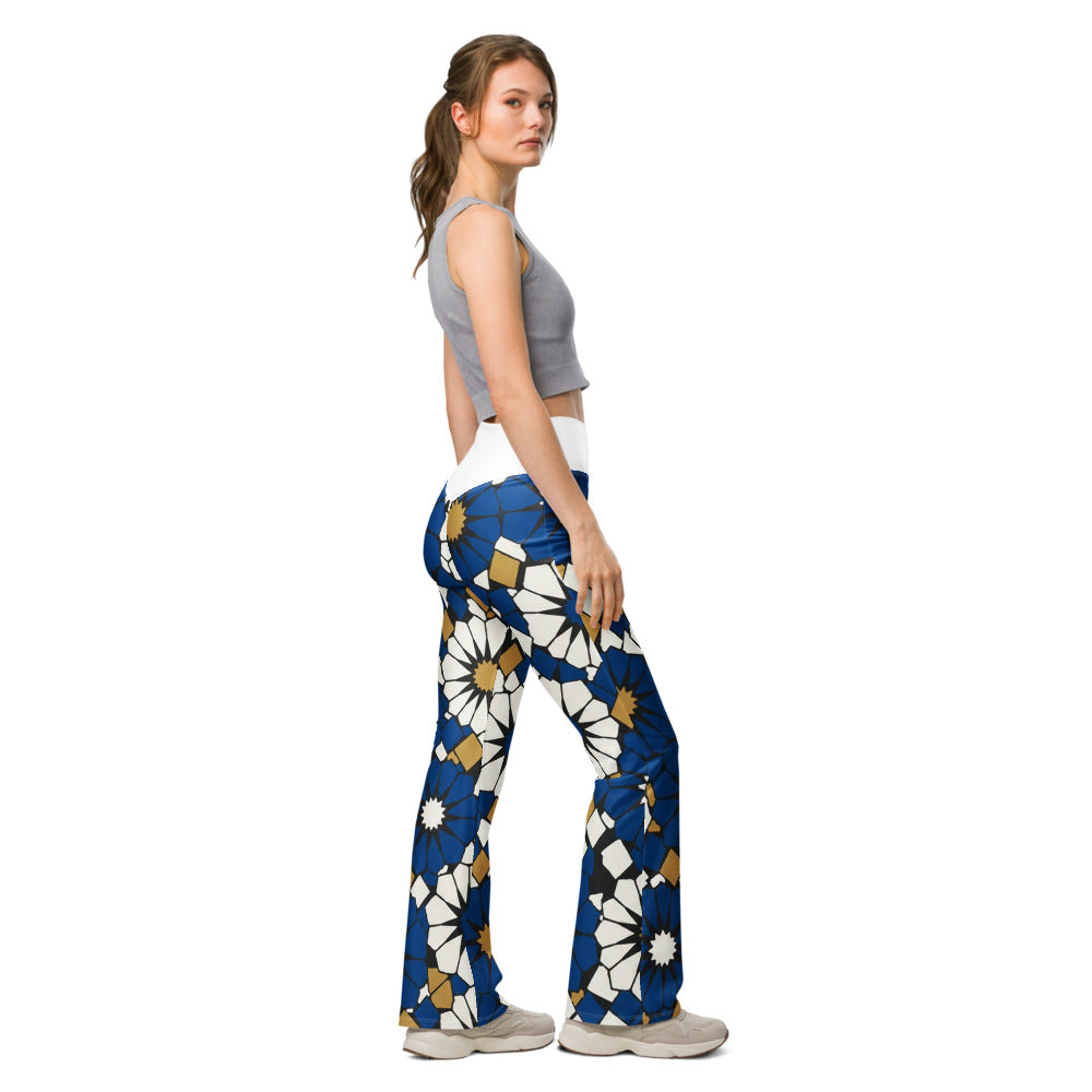 Flare leggings right view | GearBunch