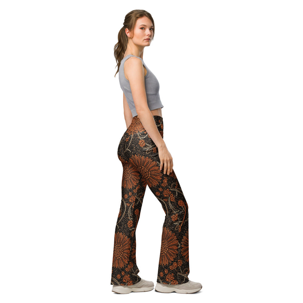 Flare leggings right view | GearBunch
