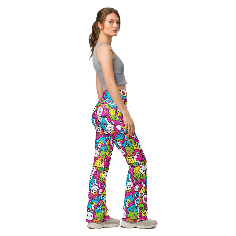 Flare leggings right view | GearBunch