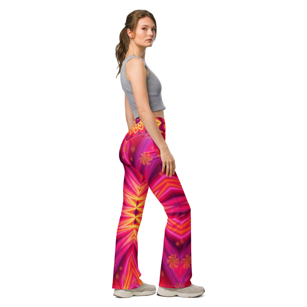 Flare leggings right view | GearBunch