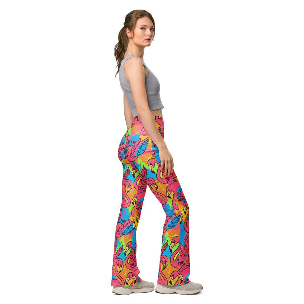 Flare leggings right view | GearBunch
