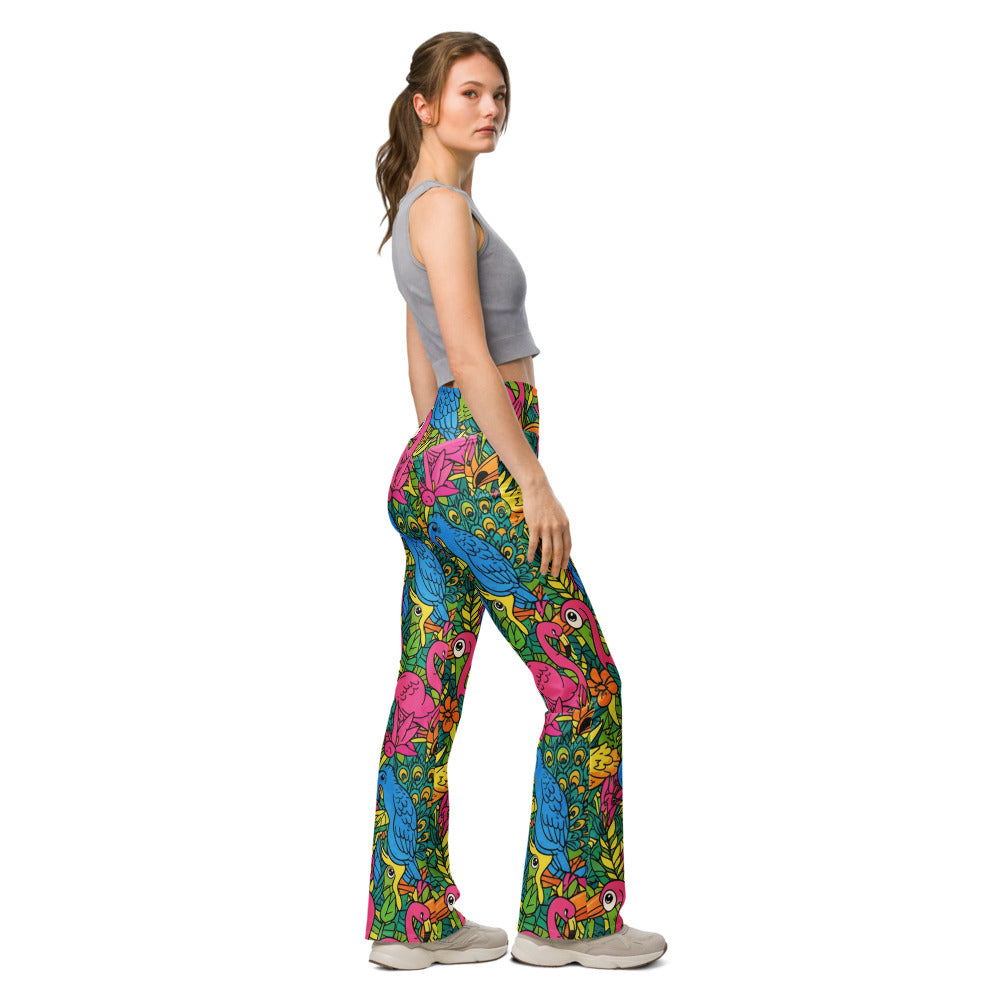 Flare leggings right view | GearBunch