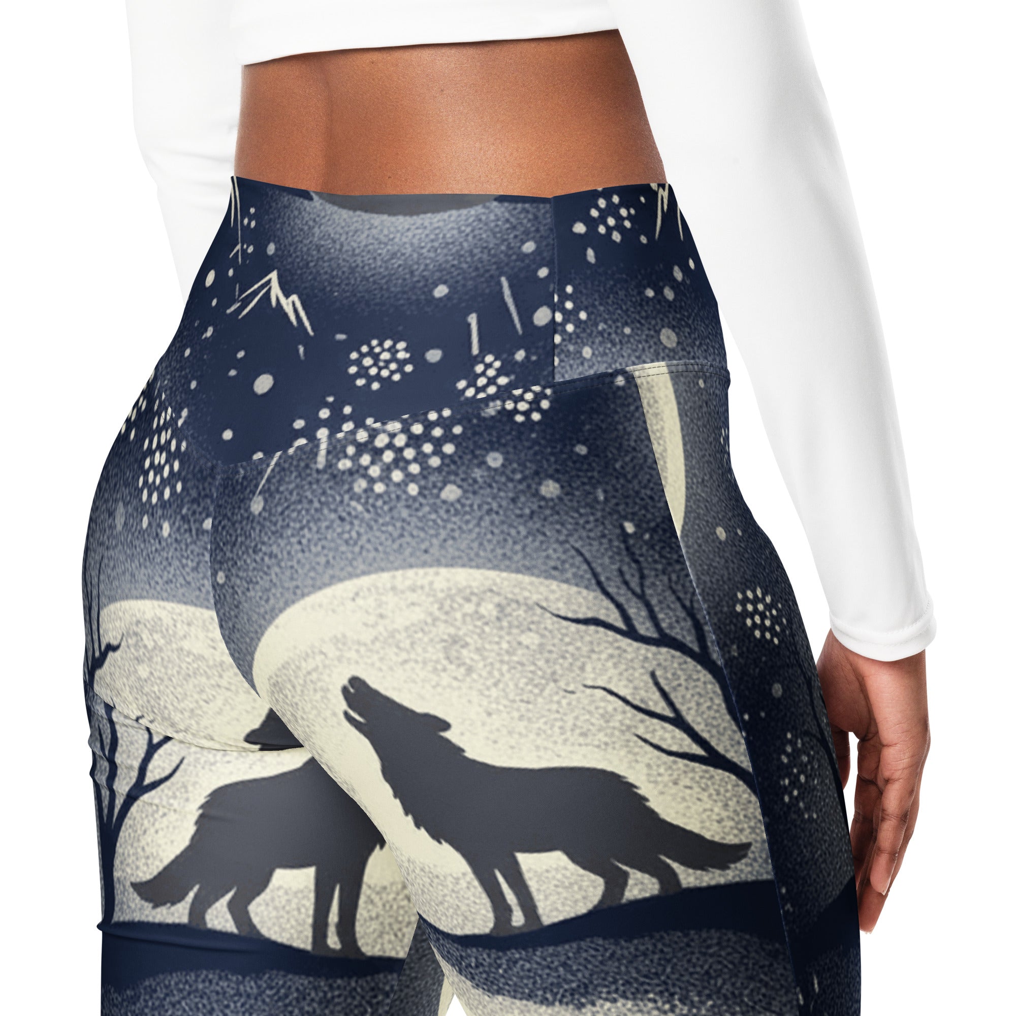 Wolf Howl Full Moon Flare Leggings | GearBunch