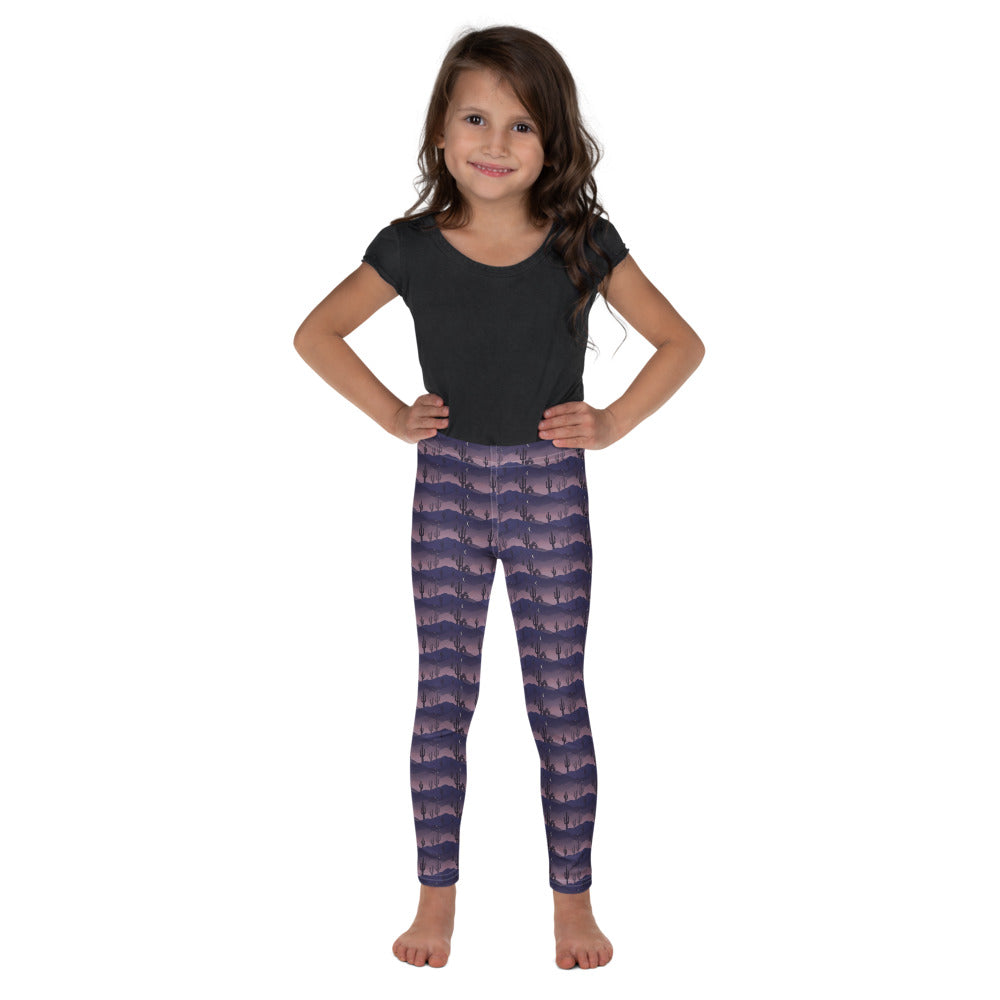 Solid leggings front view | GearBunch