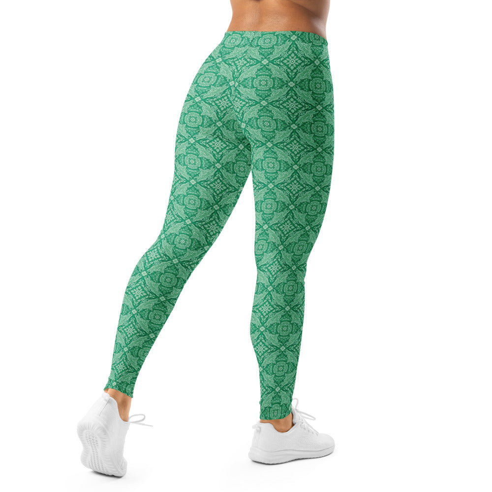 Solid leggings back view | GearBunch