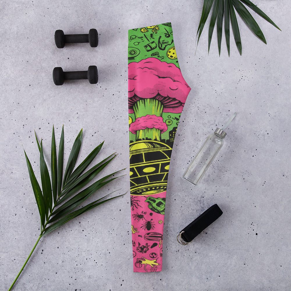 Women's drive-in horror b-movie printed leggings front view