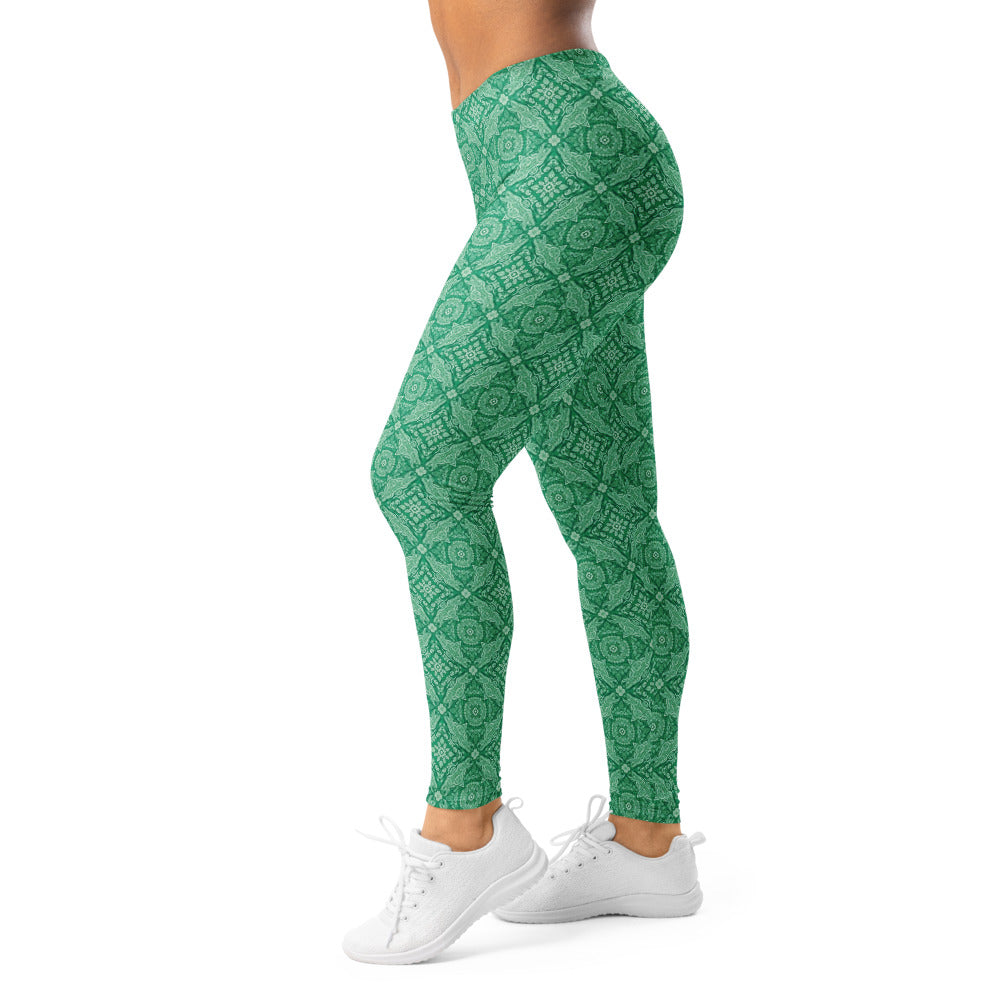 Solid leggings left view | GearBunch