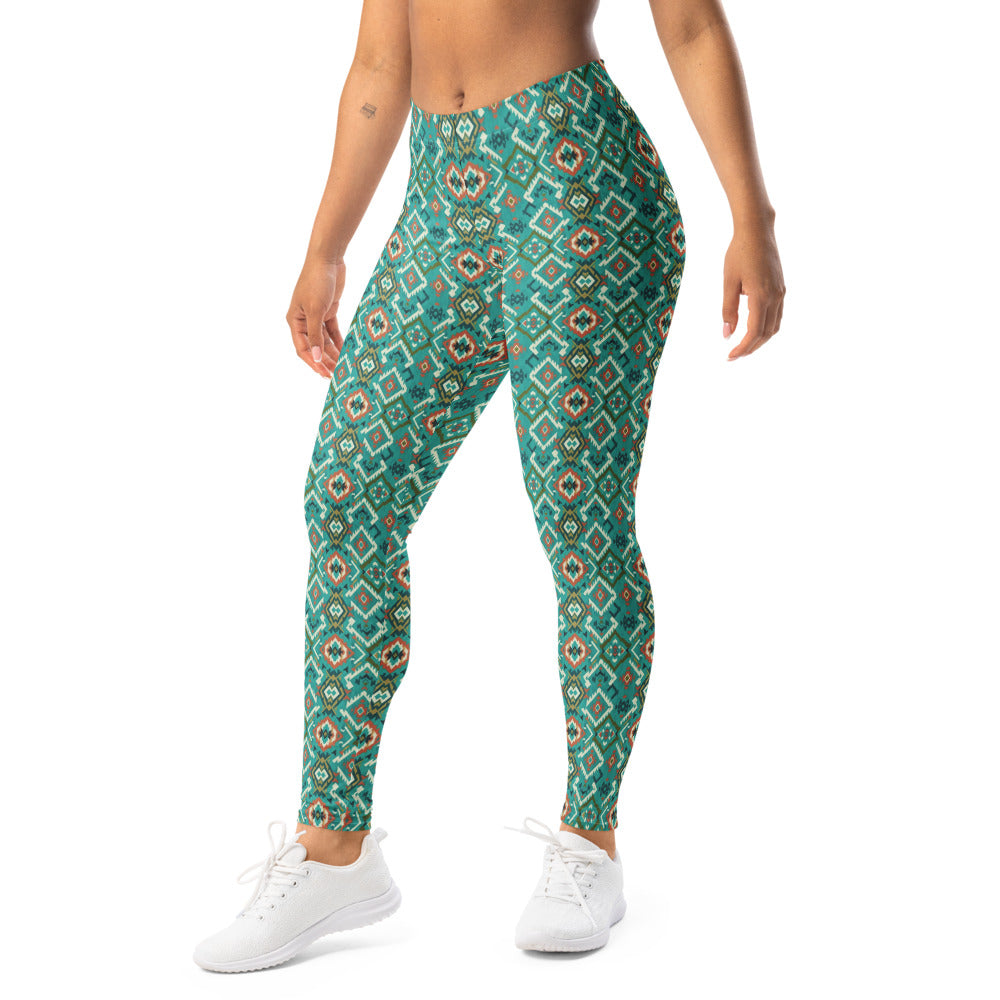 Solid leggings left front view | GearBunch