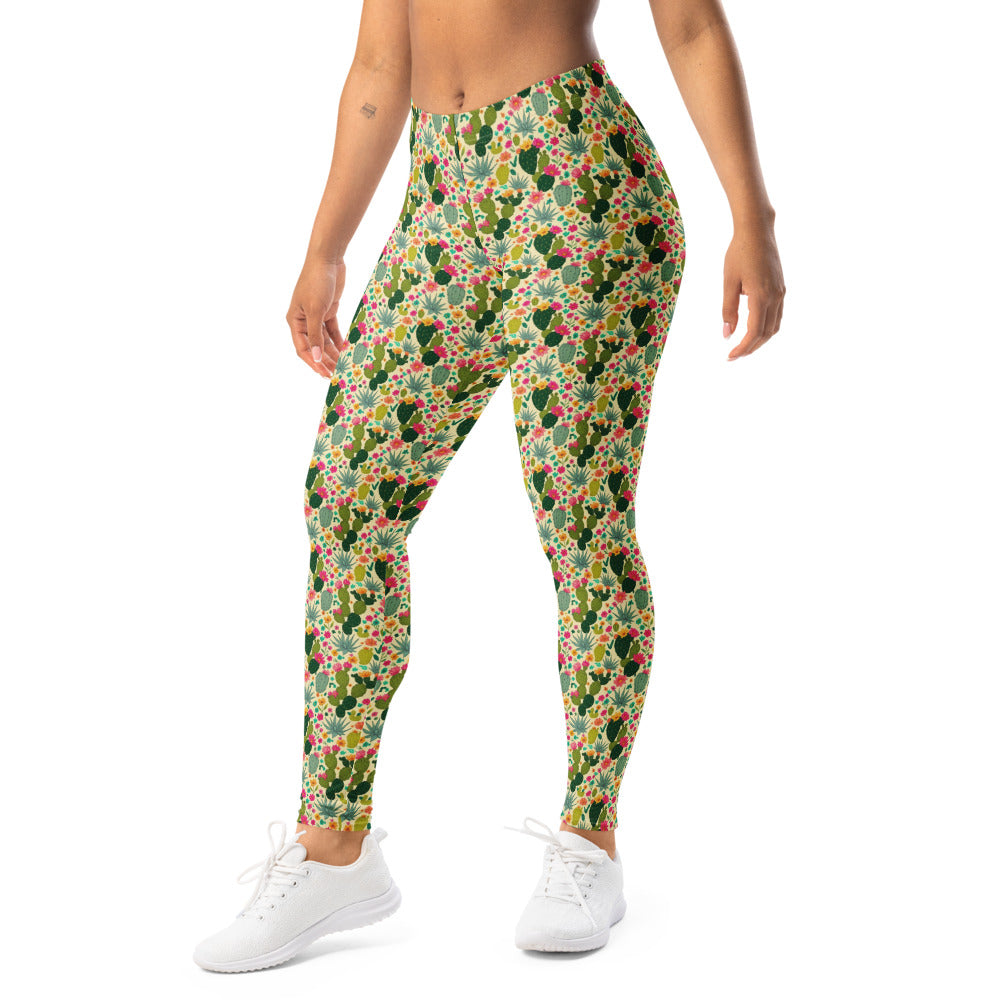 Solid leggings left front view | GearBunch